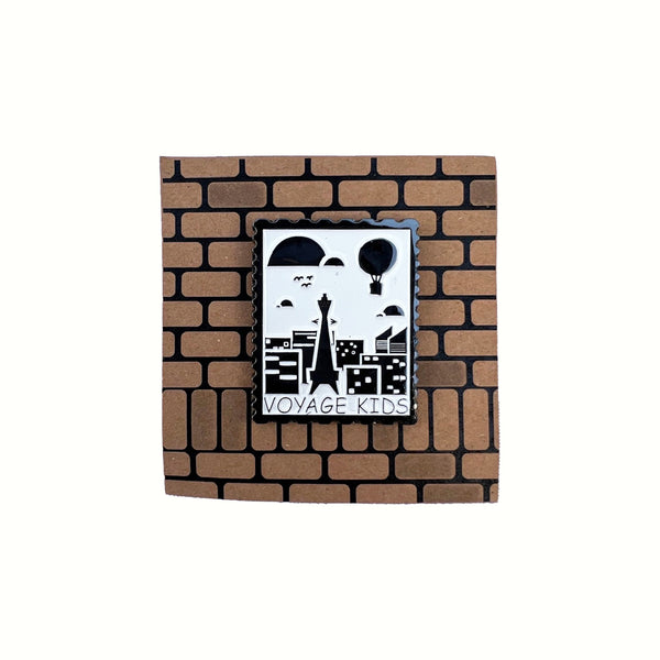 VOYAGE KIDS Logo Pins